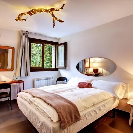 Casa Dels Peixos-singular's Hotel La Baronia de Rialb