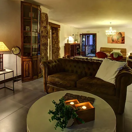 Hotel Casa Dels Peixos-singular's
