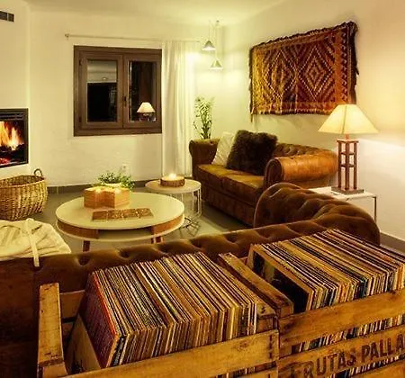 Casa Dels Peixos-singular's Hotel La Baronia de Rialb